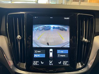 Volvo V60 PLUG-IN T6 AWD R-Design Drag/B-kamera/Mvärmare/S&V