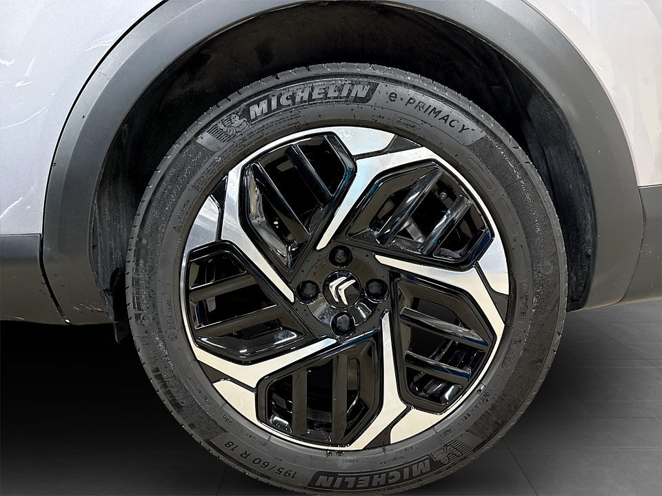 Bild på Citroën C4-X Shine 1.2 PT 130hk Aut B-KAMERA NAVI