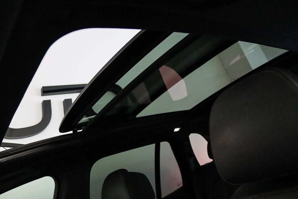 BMW X5 xDrive40i M Sport Pano HuD Värmare H/K Dragkrok MOMS