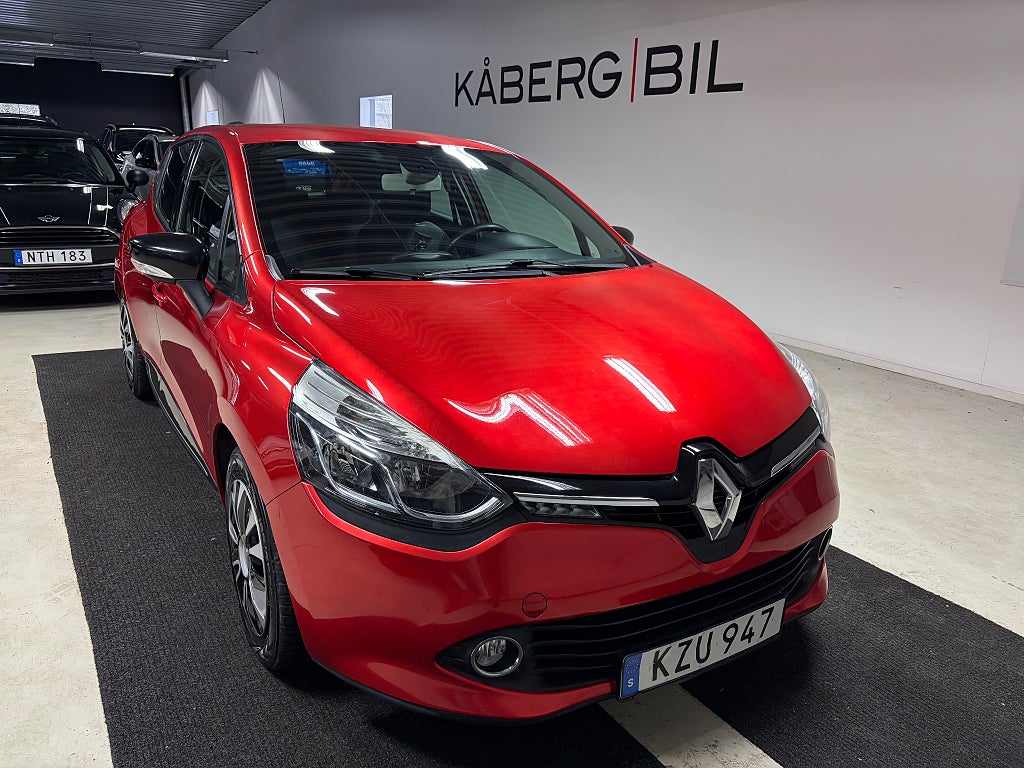 Renault Clio 0.9 TCe 90hk / Navi / Sport Utrustad/ Keyless
