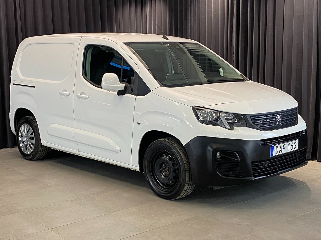 Peugeot Partner L1 /Nybes & Nyserv / Drag & Värm  1 år garanti / Moms