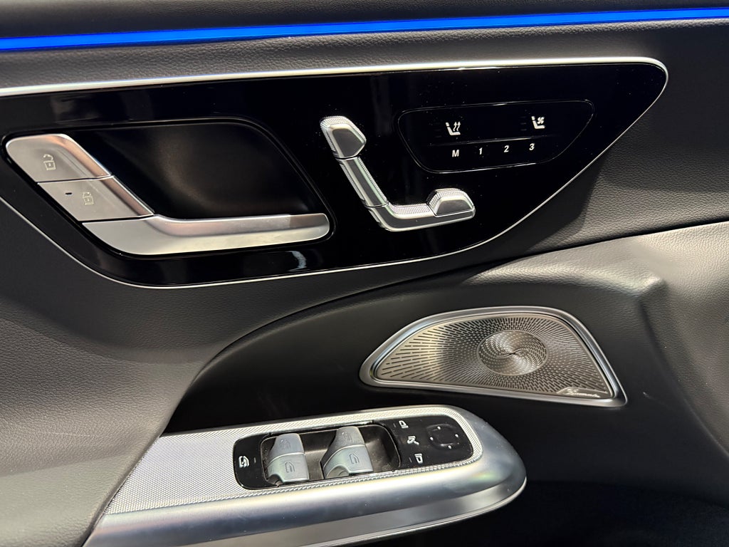 Mercedes-Benz E 300 de 4MATIC AMG Premium 20tum Läder - bild 8