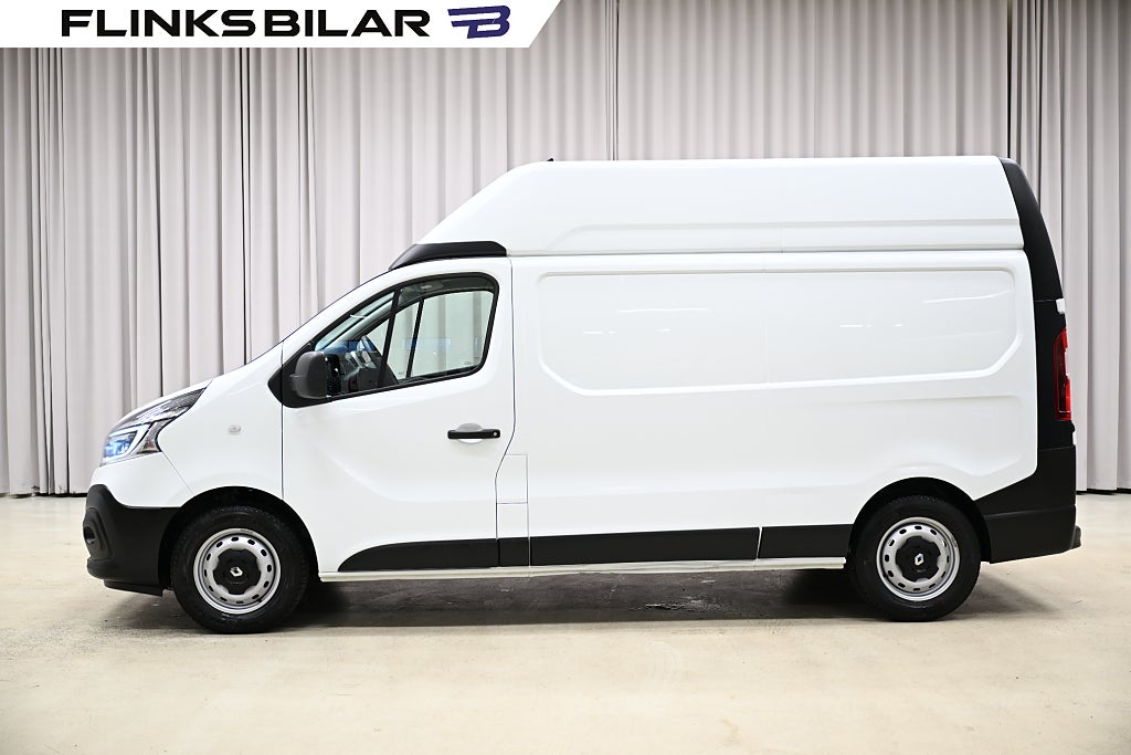 Renault trafic 2.0 dCi 145HK L2H2 Högtak|LED|Värmare|EnÄgare|Leasebar