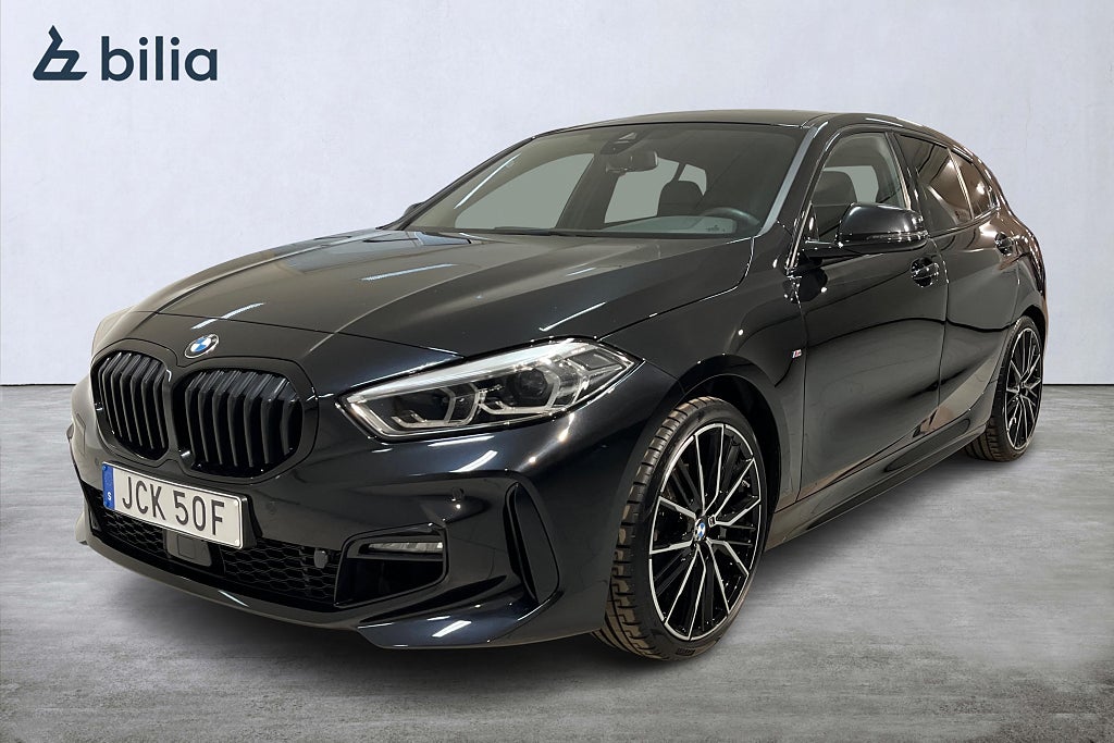 BMW 118 i Aut M-Sport / 19" Tum / HiFi / Fartpilot / Elbaklucka
