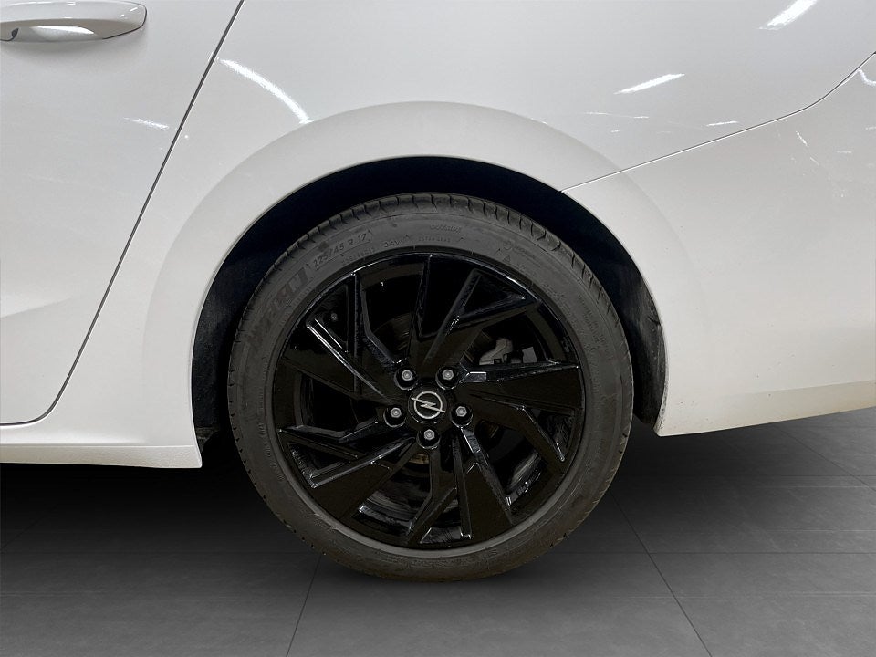 Bild på Opel Astra ST GS 1.2 PT 130hk Aut - B-KAMERA,NAV,CARPLAY
