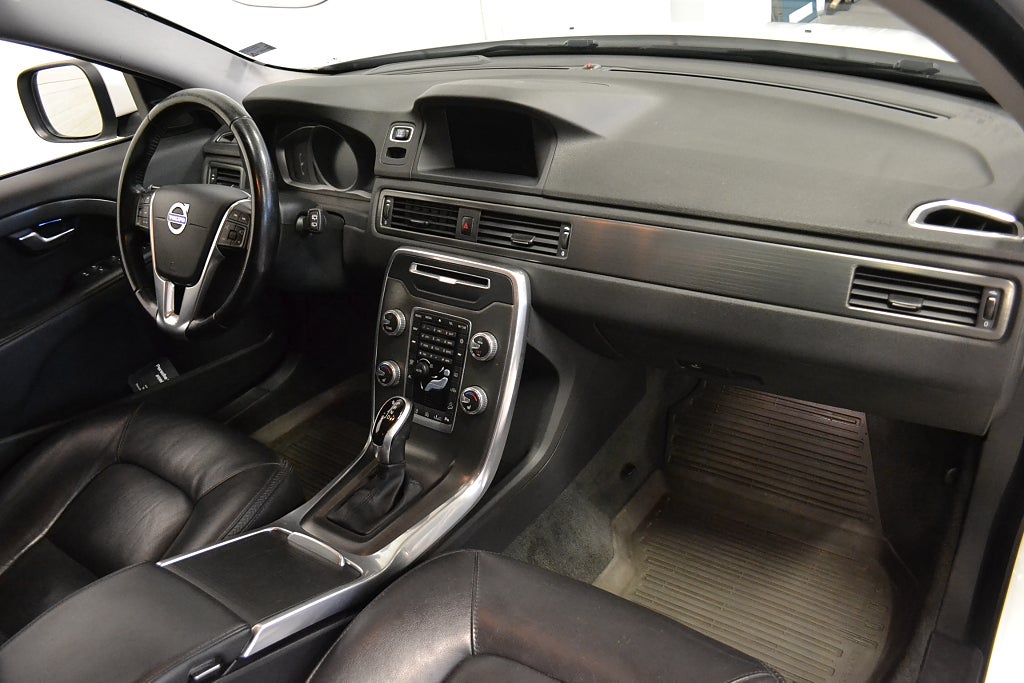 Volvo XC70 D4 181hk AWD Classic Summum | Drag | D-värm | Skinn | 2016