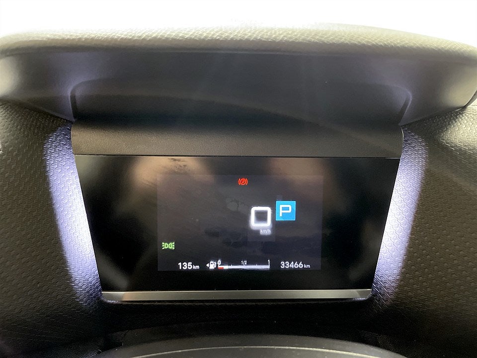 Bild på Citroën C4 X Shine 1.2 PT 130hk Aut - 360-KAMERA, CARPLAY