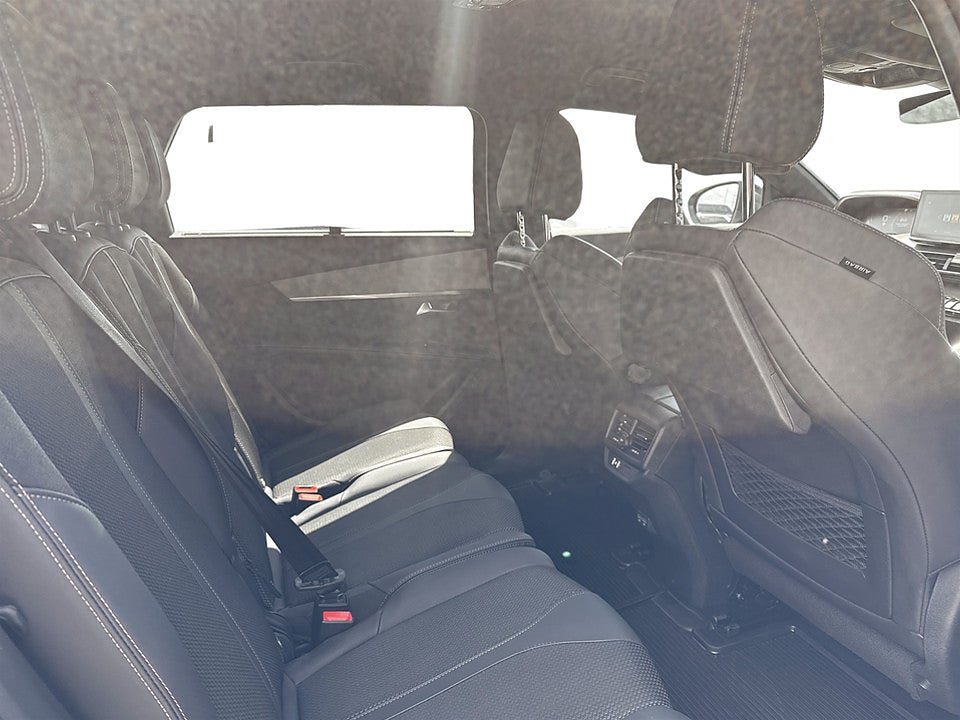 Bild på Peugeot 5008 GT 1.2 PT 130hk Aut 7-SITS B-KAMERA