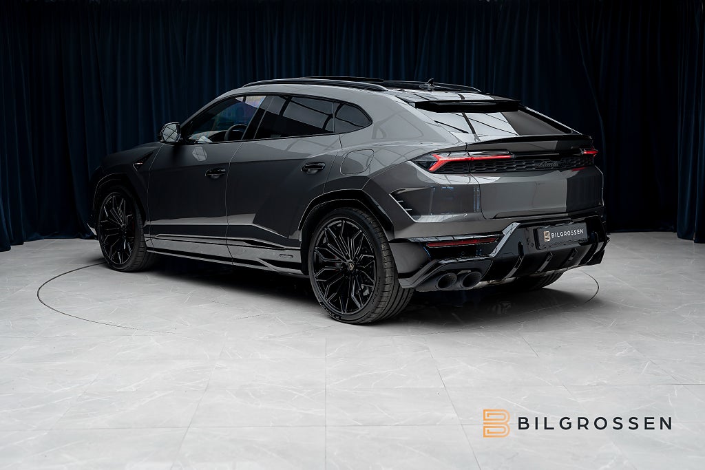 Lamborghini Urus SE Style-P Dark Big-Carbon Grigio Keres 23” NY