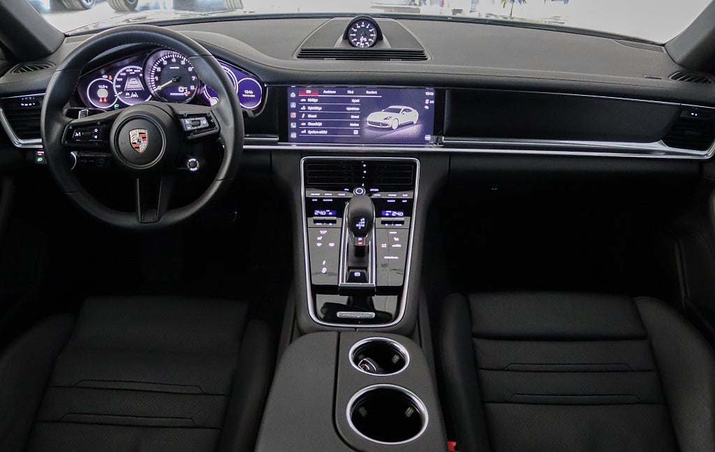 Porsche Panamera 4 E-Hybrid PDK Platinum Edition MOMS
