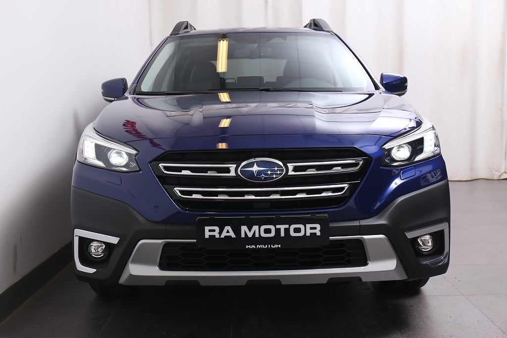 Subaru Outback Limited| 3 fria Service.