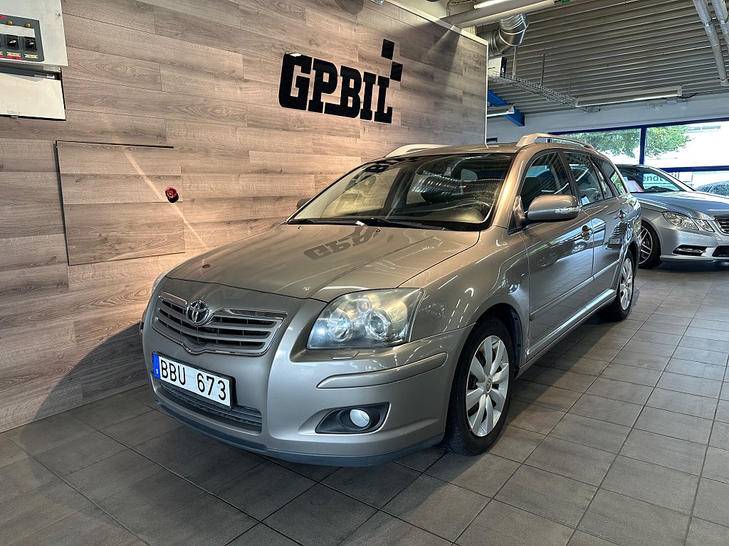 Toyota Avensis Kombi 2.0 D-4D | Endast 1 brukare | Fin 