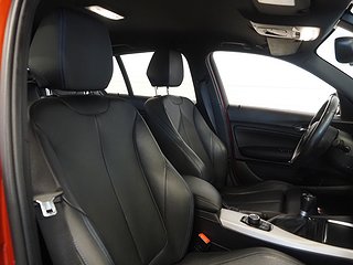 Halvkombi BMW 118I 11 av 20