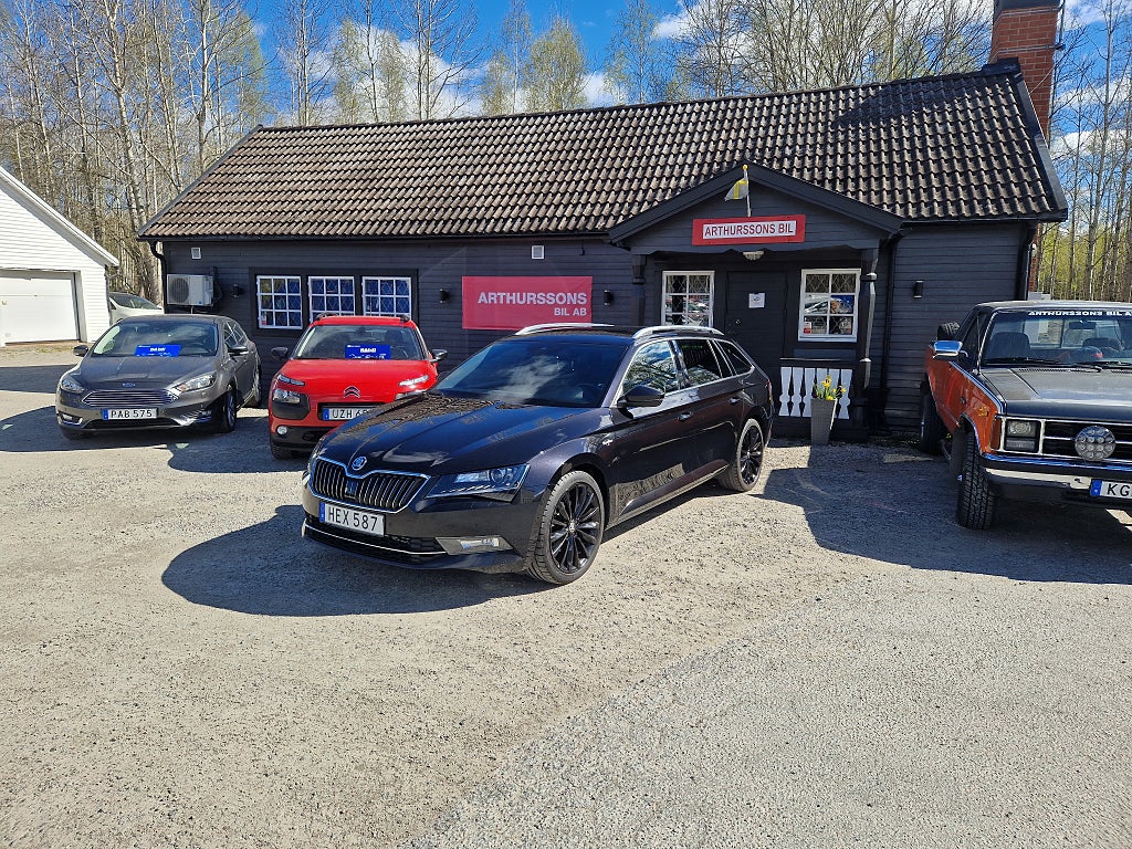 Skoda Superb Kombi 2.0 TDI 4x4 SCR Business Edition, L&K Euro 6