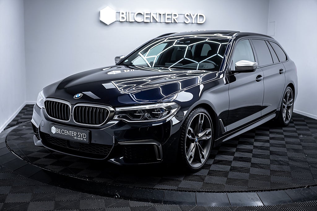 BMW M550 M550d xDrive|Pano|HUD|B&W|Drag|360°|SE SPEC|400 hk