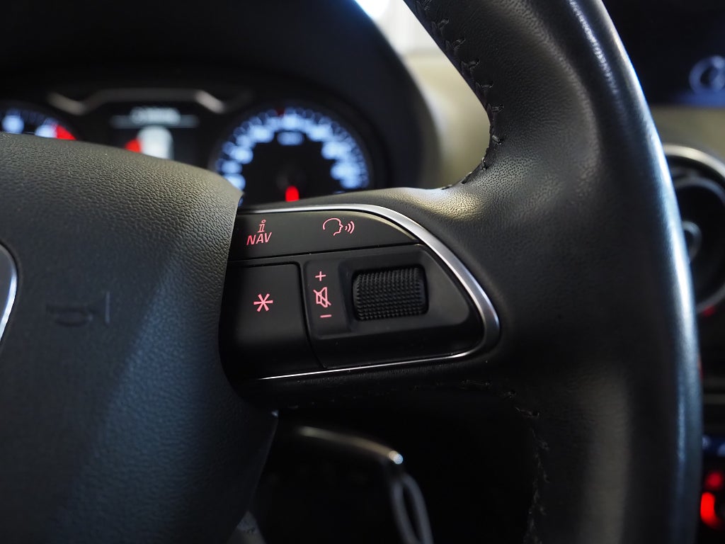 Audi A3 Sportback 1.2 TFSI 110hk P-Sensorer Farthållare 2015