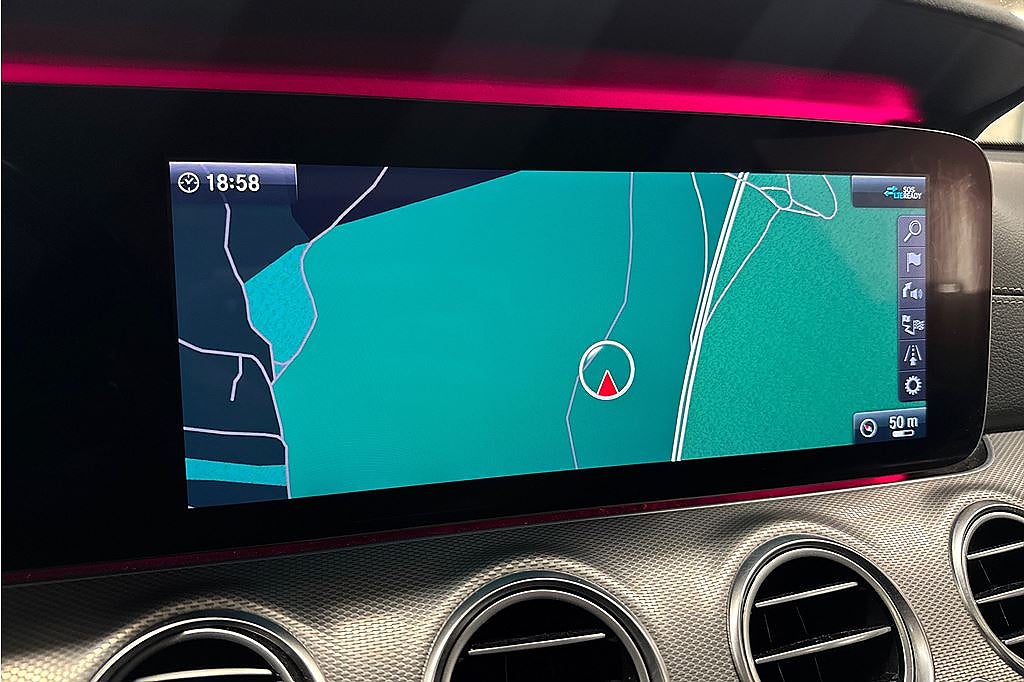 Mercedes-Benz E 300 D AMG Night, Pano, FR. 2,95%, Värmare