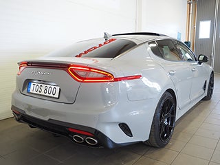 Halvkombi Kia Stinger 8 av 24