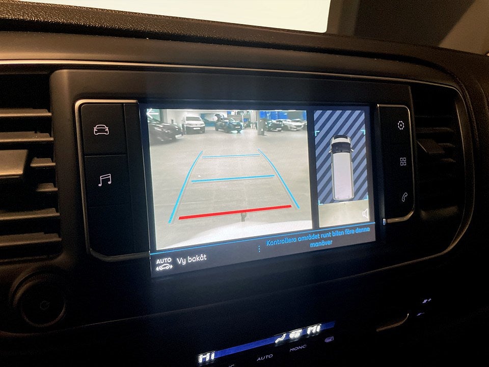 Bild på Peugeot Expert PRO+ 1.6 BHDi 115hk L2 - DRAG,VÄRMARE,SLAMLOCKS