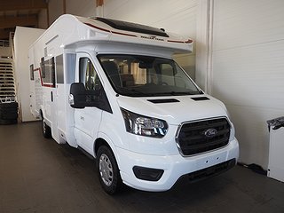 Husbil-halvintegrerad Roller Team Kronos 284 TL
