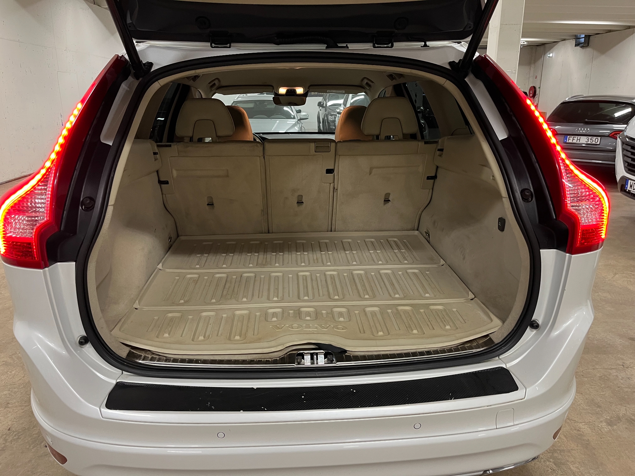 Volvo XC60 2017, bild 5/31