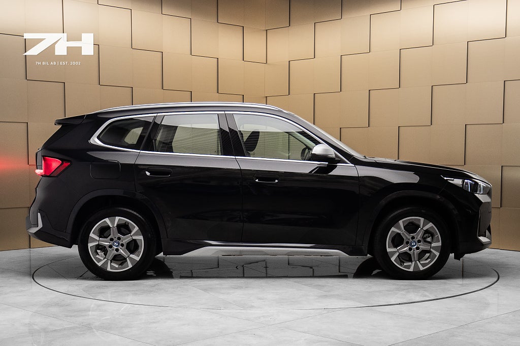 BMW X1 xDrive25e xLine Premium / Kamera / Farthållare / Drag