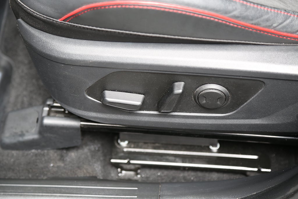 Hyundai Tucson 1,6T-GDi PHEV 265hk Aut N-Line 4WD Dragkrok 2023