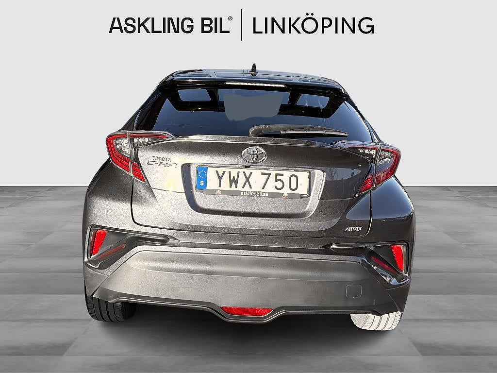 Toyota C-HR 2017 - miniatyr 4