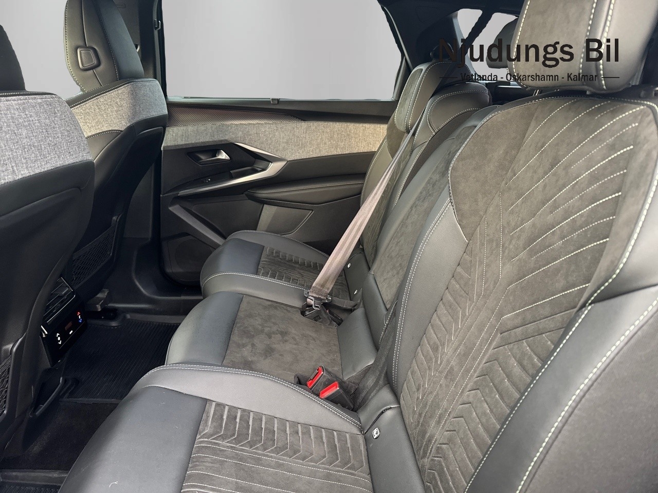 Peugeot e-5008 GT 7-Sits 2025, bild 7/40