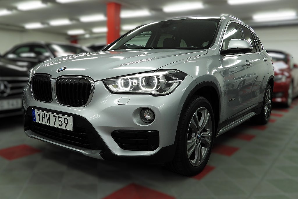 BMW X1 xDrive20d Steptronic Sport line Drag Kamera PDC M-Sport