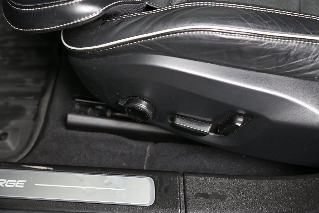 Volvo V90 Recharge T8 II R-Design AWD Pano 360° HuD Loungepkt