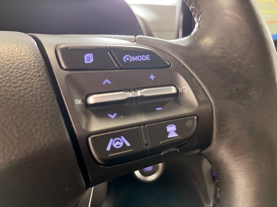Bild på Hyundai Kona Essential 39.2 kWh 136hk Aut - B-KAMERA, CARPLAY