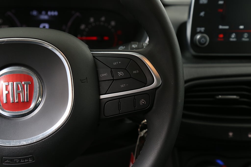 Fiat Tipo 1,6 110hk Lounge Kombi Automat 2018