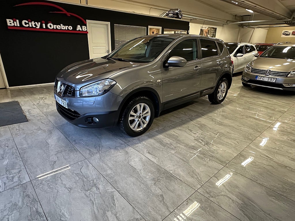 Nissan Qashqai 1.6 CVT (117hk) Låga Mil / 3-Ägare / Nyservad & Besikta