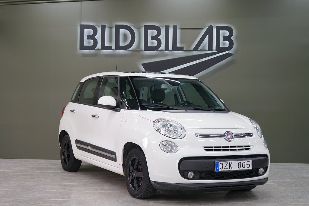 Fiat 500L 1.4 FIRE LOUNGE PANORAMA NYKAMREM NYBES 95HK