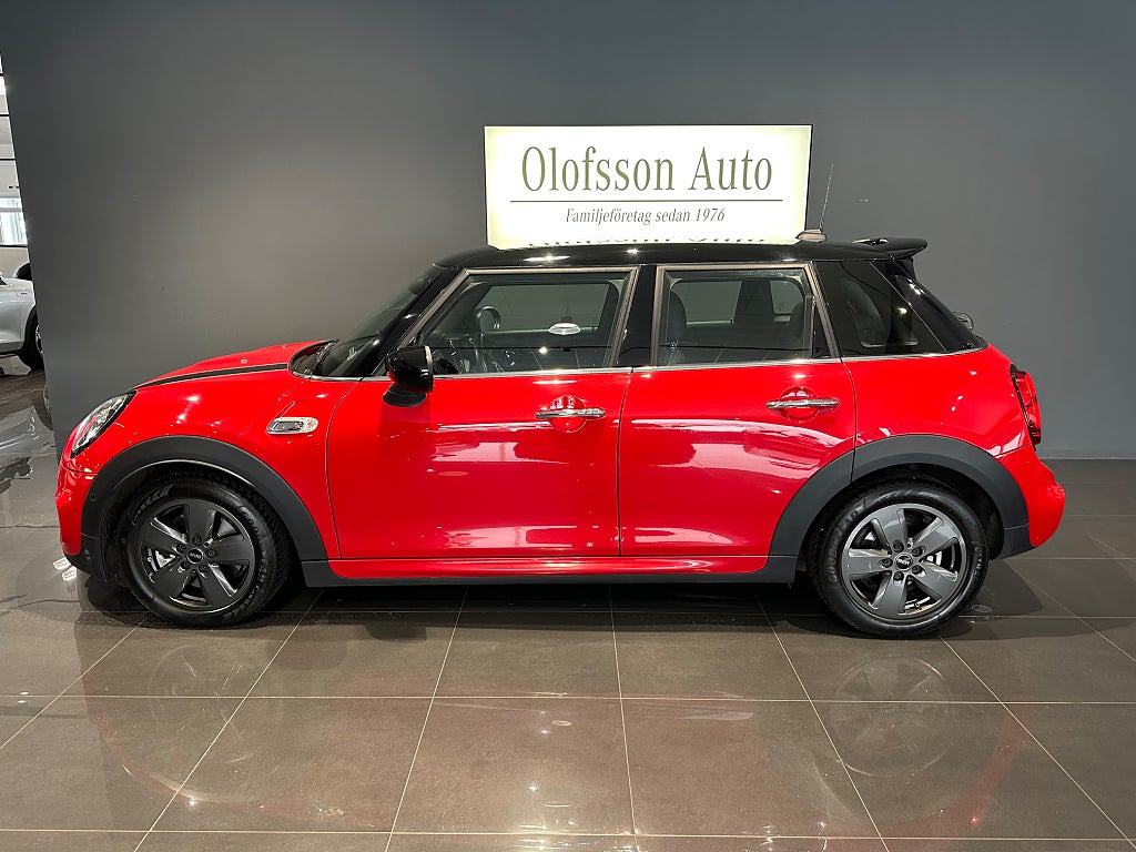 MINI Cooper S 5-dörrars JCW - bild 3