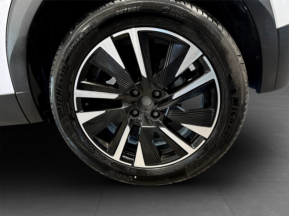 Bild på Peugeot 2008 GT Pack 1.2 PT 130hk Aut B-KAMERA NAVI