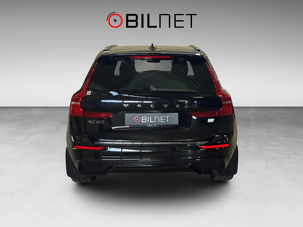 Volvo XC60 Recharge T6 AWD Plus Dark Edition R-Design Pano 21"