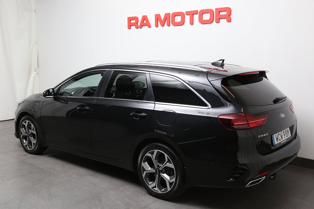 Kia CEED Sportswagon PHEV Plus 2 Pano Skinn Drag Värmare 2021