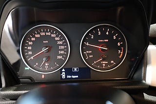 Minibuss BMW 218 23 av 29