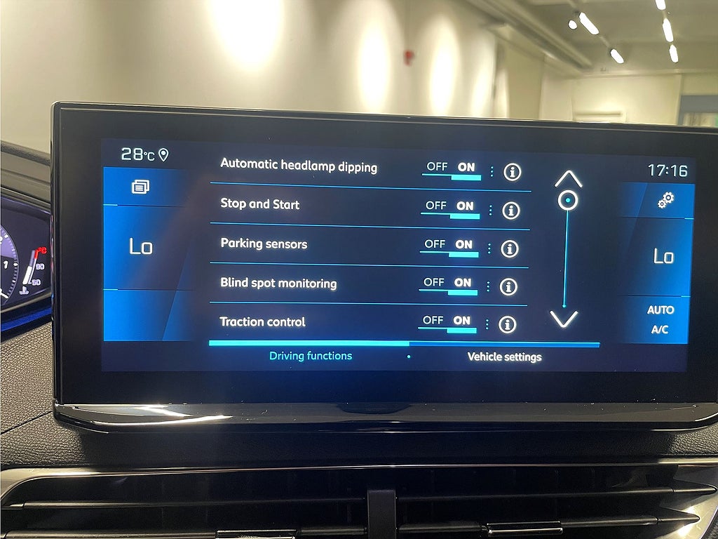 Bild på Peugeot 3008 GT 1.2 PT 130hk Aut - B-KAMERA, CARPLAY, NAVI