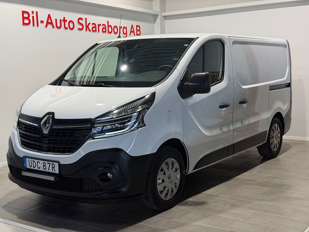 Renault trafic 2.0dCi Skåp Inredd Värmare Dragkrok 145hk
