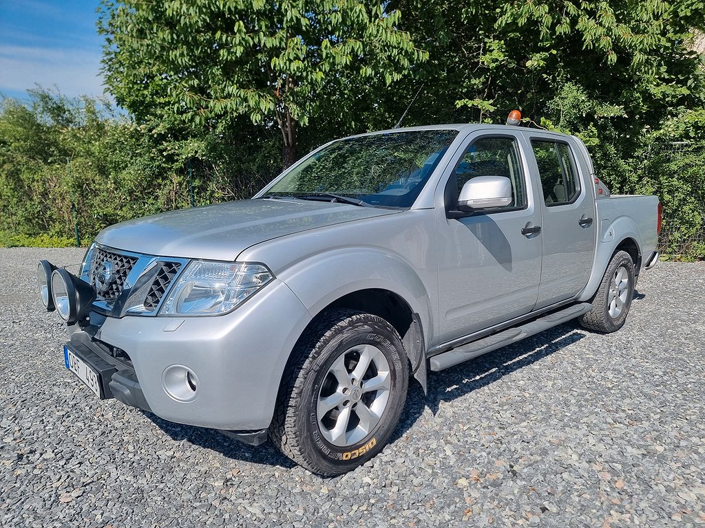 Nissan Navara Dubbelhytt 2.5 dCi 4x4 / AUTOMAT Ny besiktigad