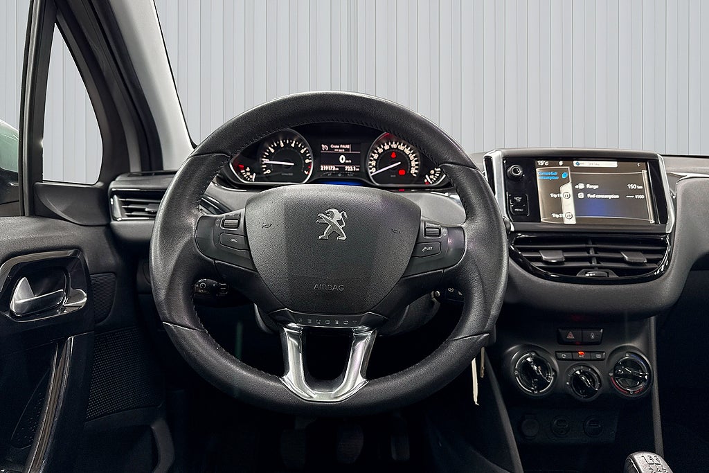 Peugeot 208 2013