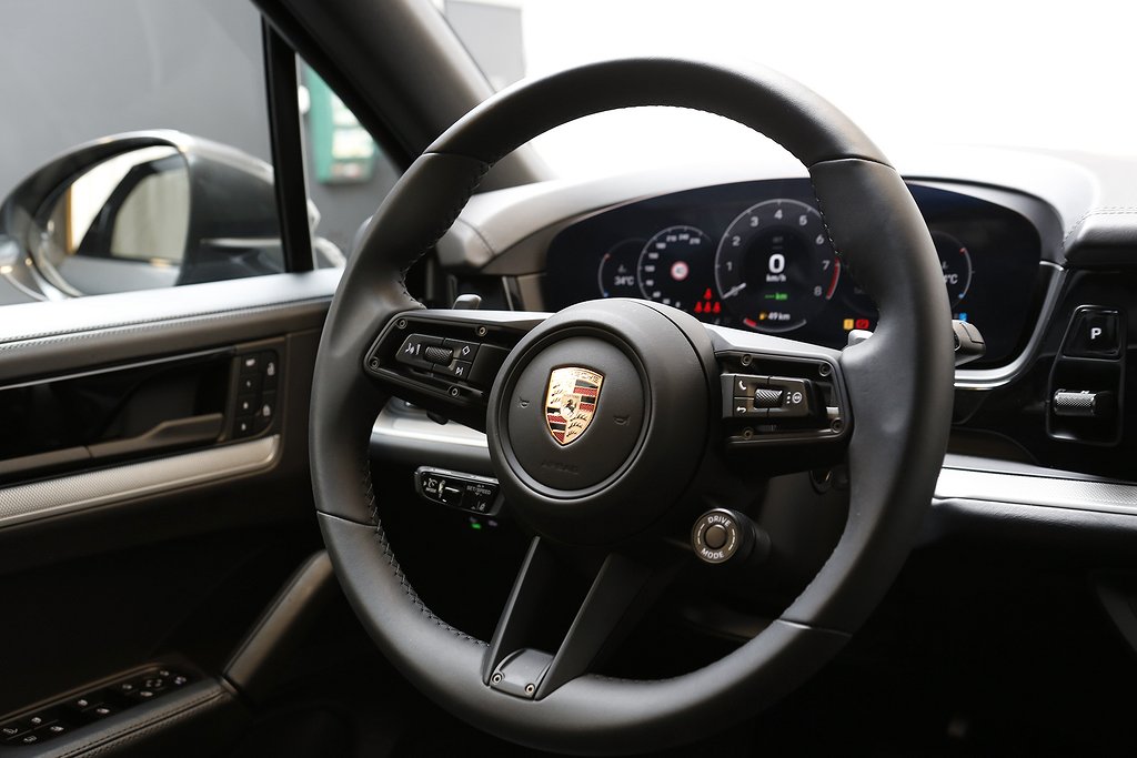 Porsche Cayenne | E-Hybrid S 470hk | SportDesign | Panorama 2025