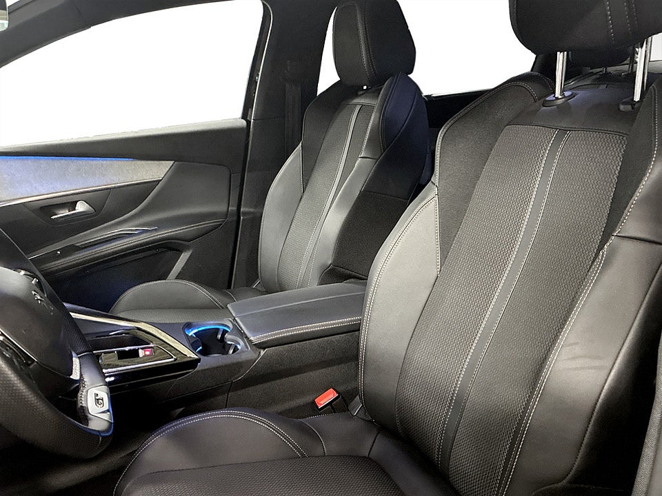 Bild på Peugeot 5008 GT 1.2 PT 130hk Aut KAMPANJ BRÄNSLE INGÅR