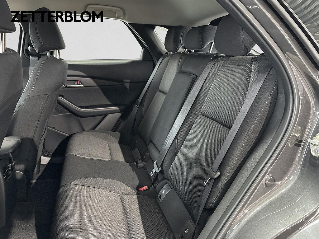 SUV Mazda CX-30 26 av 27