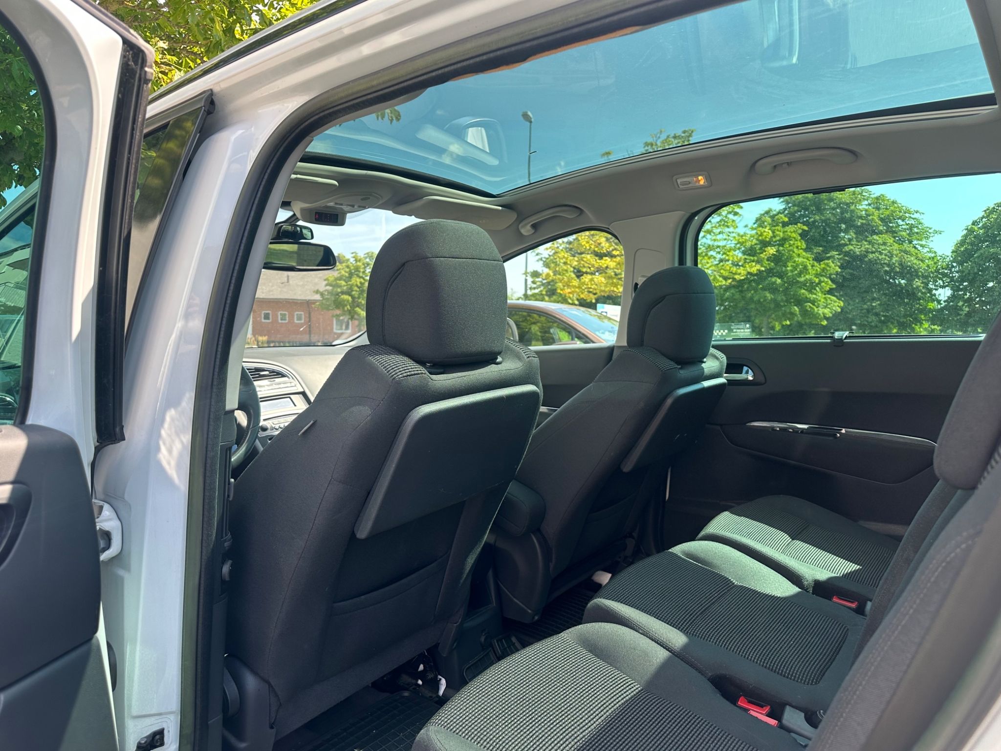 Peugeot 5008 2013, kuva 7/10