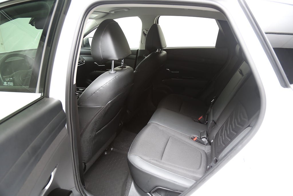 Hyundai Tucson Plug-in Hybrid 1,6T 252hk 4WD Essential 2025