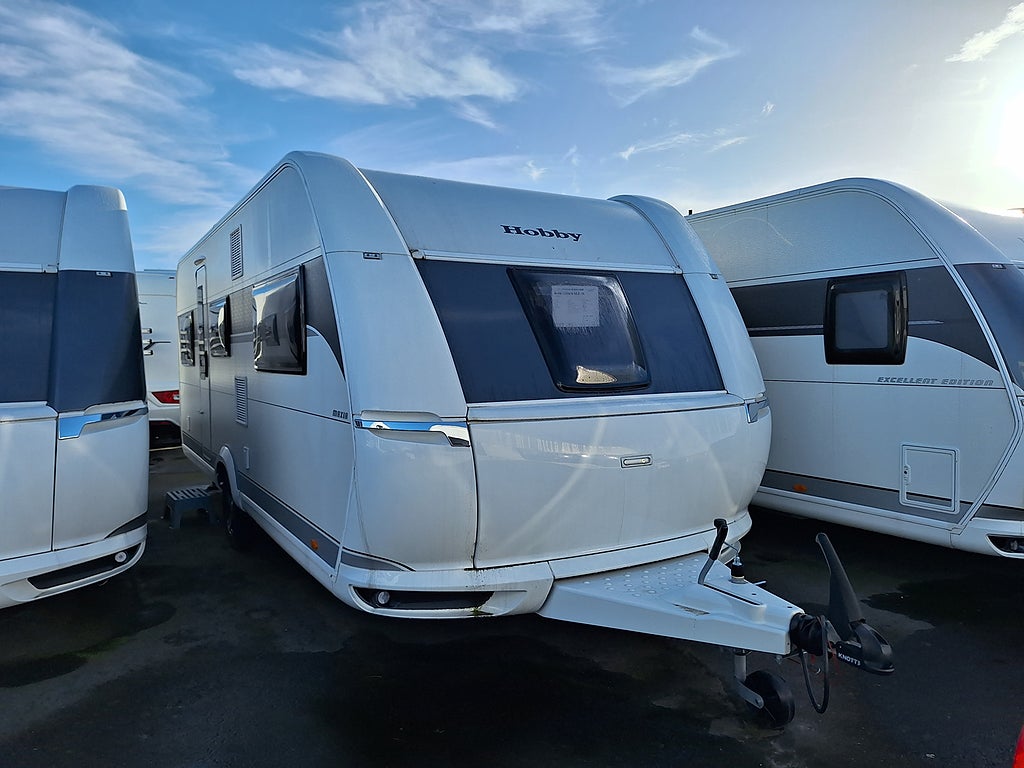 Hobby MAXIA 585 UL Långbädd, Kampanjpris!